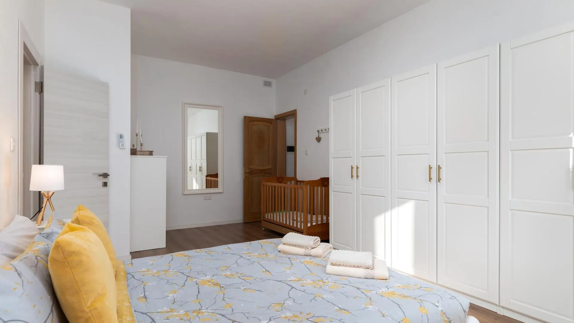 Family-Friendly Spacious Townhouse With Garden - Close To Airport Gudja 0*,  Malta