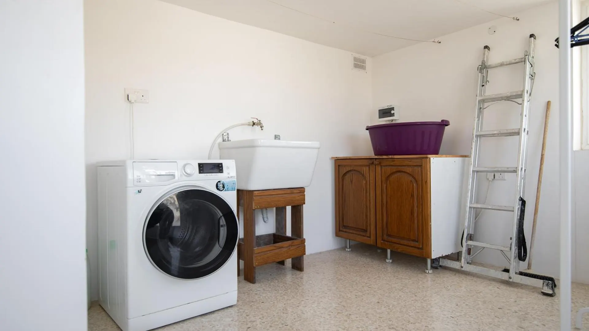 Apartment Family-Friendly Spacious Townhouse With Garden - Close To Airport Gudja Malta